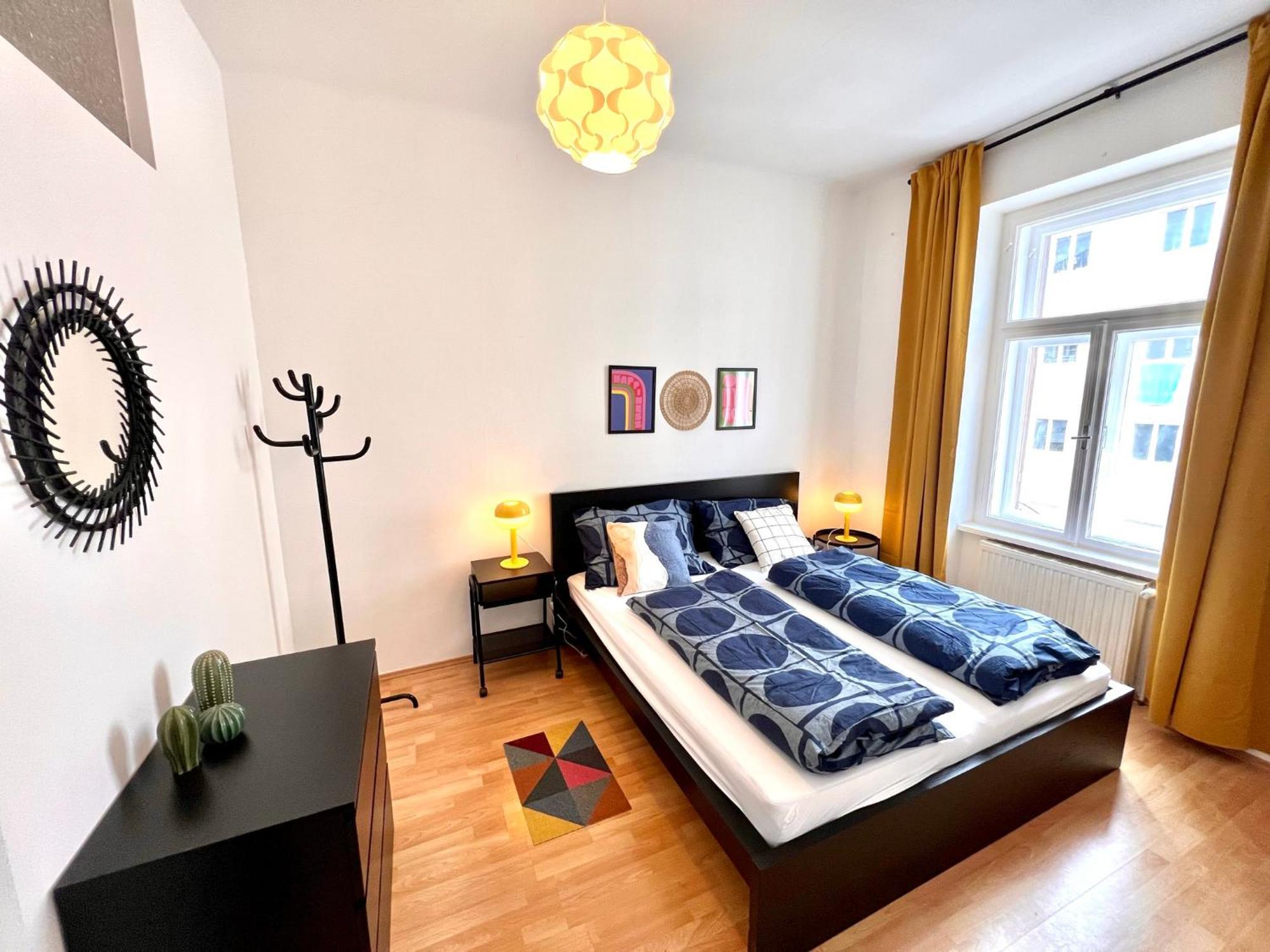 Cozy City Retreat - By Nahuen Suites Graz Bagian luar foto