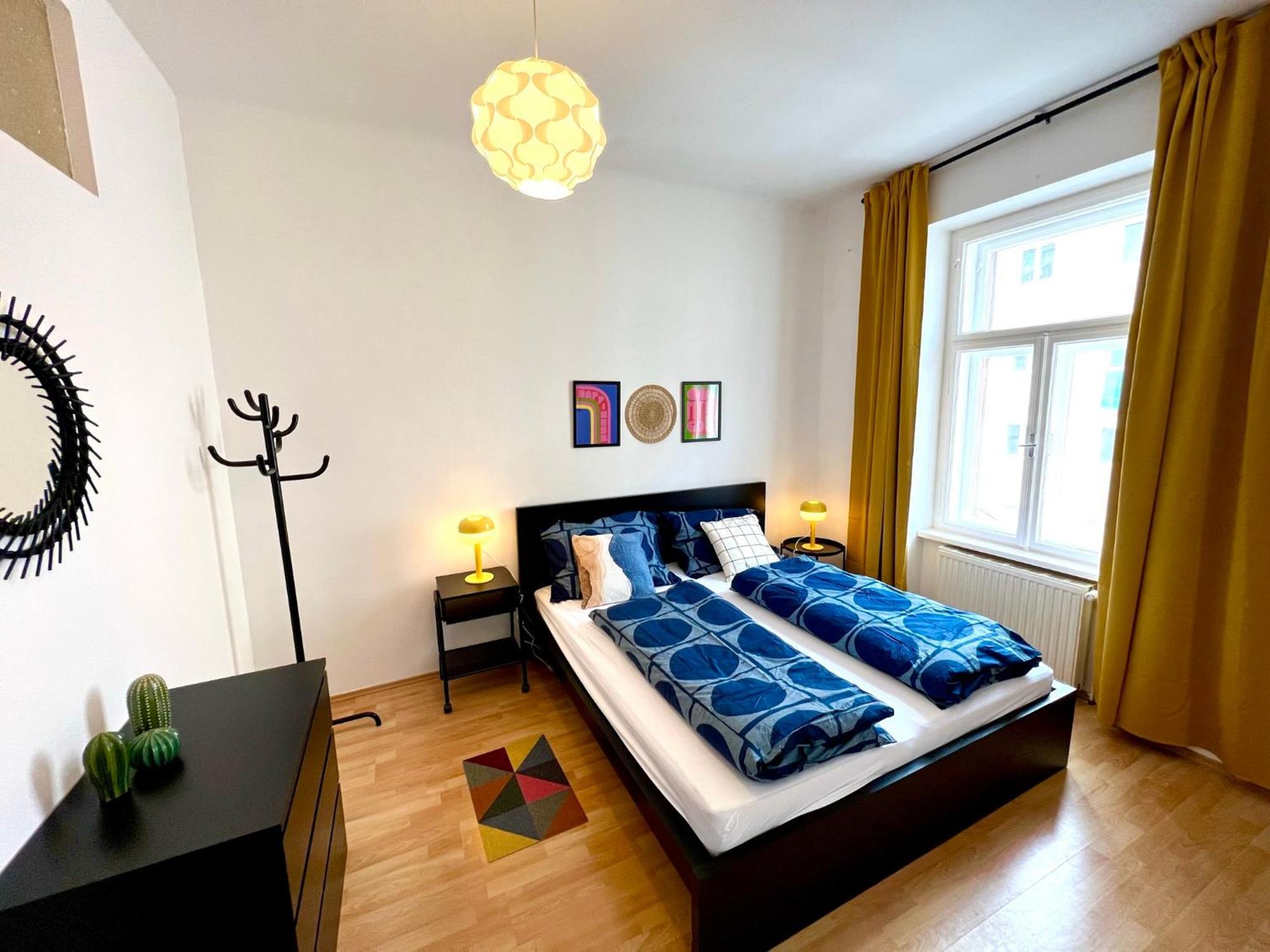 Cozy City Retreat - By Nahuen Suites Graz Bagian luar foto