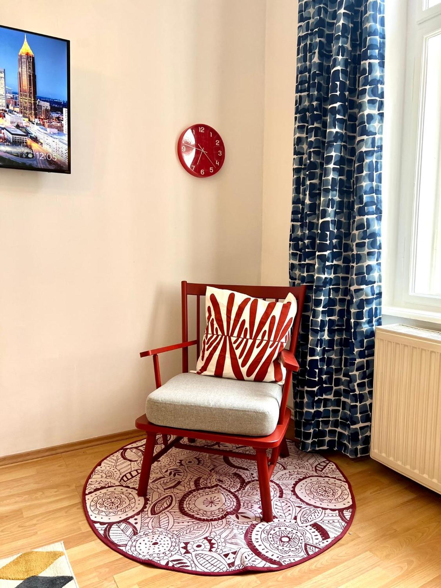 Cozy City Retreat - By Nahuen Suites Graz Bagian luar foto